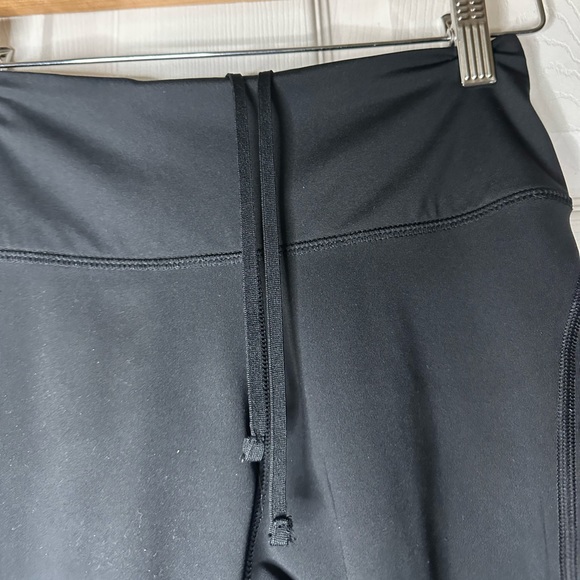 Nike Fast Women’s Mid Rise Crop Running Leggings - Picture 12 of 13